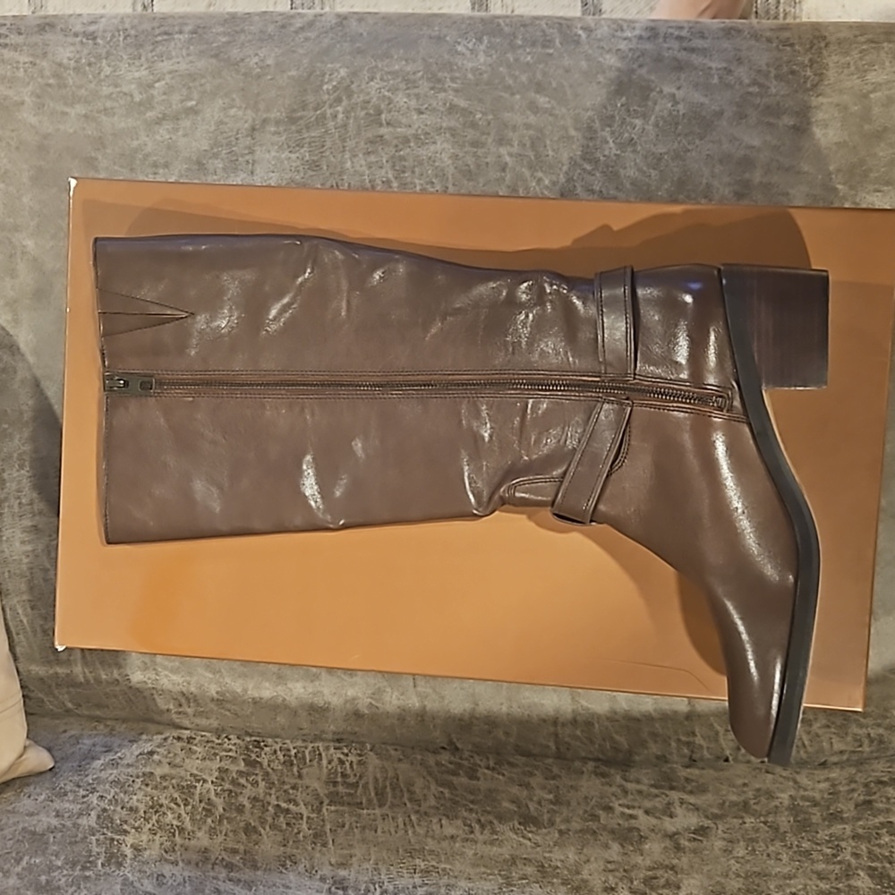 Coach Carolina Calf Boots New in Box - Picture 6 of 8
